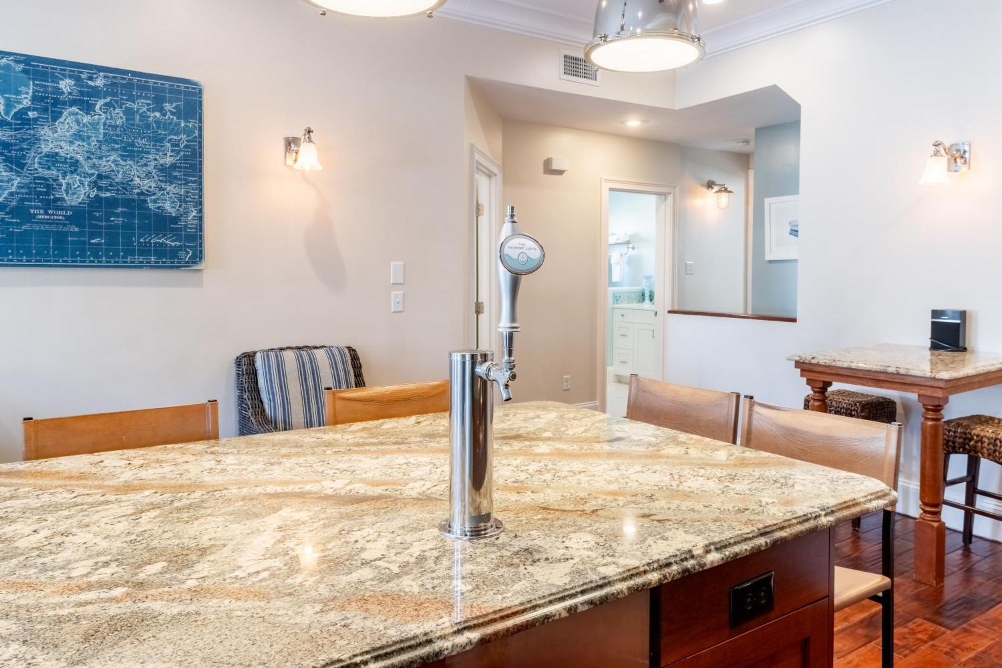 شقة The Newport Lofts - 548 Thames Street المظهر الخارجي الصورة